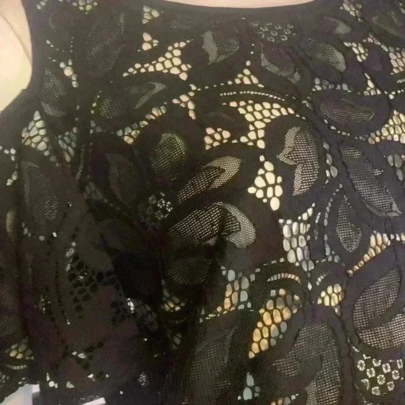 Worthington Woman’s Cold Shoulder Blouse With Lace Size XL - Picture 4 of 11